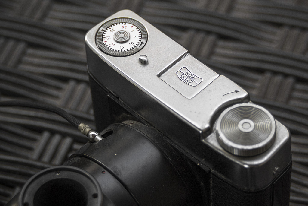 Help with identification? Zeiss Ikon (microscope camera?) and Nikon